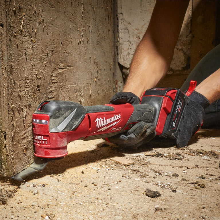 Milwaukee M18 FMT-0 – unealta multifuncțională care nu trebuie să lipsească din atelierul unui profesionist